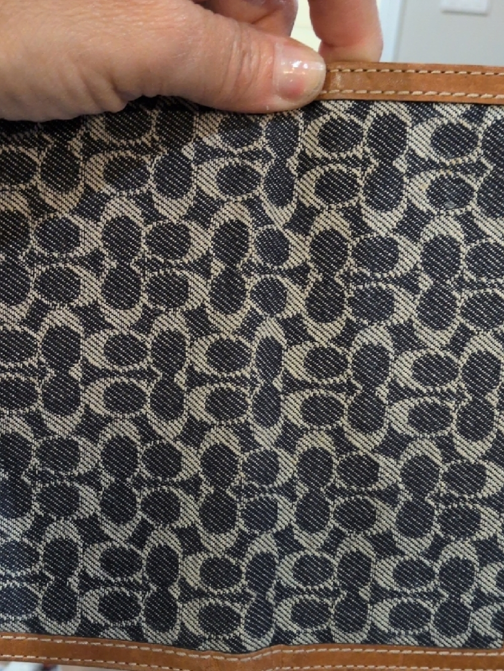 Coach Mini C Checkbook Cover With Tattersall Lining - Picture 4 of 10
